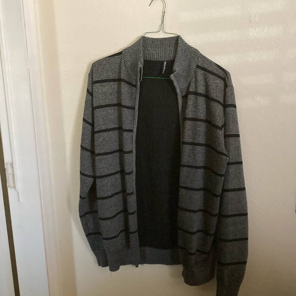 Men’s True Rock zip up sweater XL